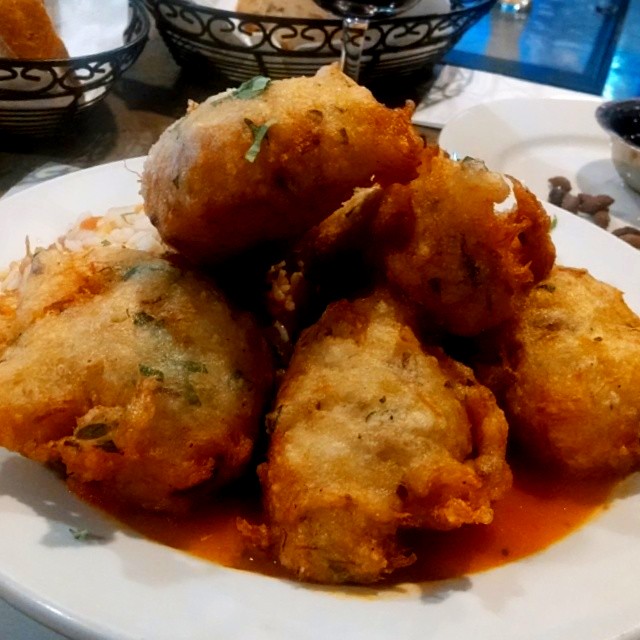 Pataniscas de bacalhau